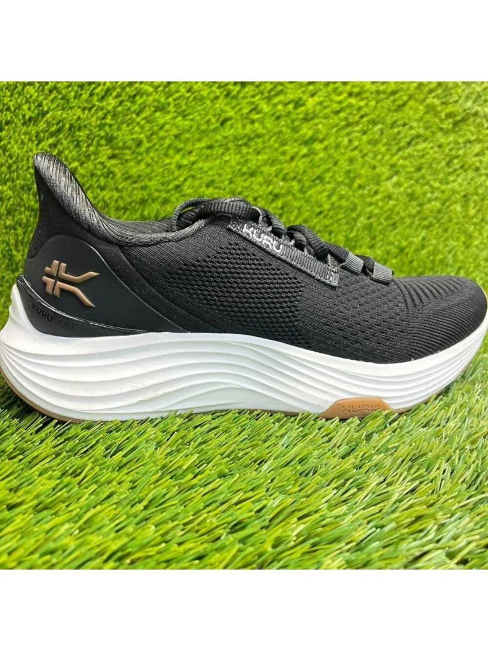 Kuru Atom 2 Womens Size 7 Black White Athletic Running Walking Shoes Sneakers